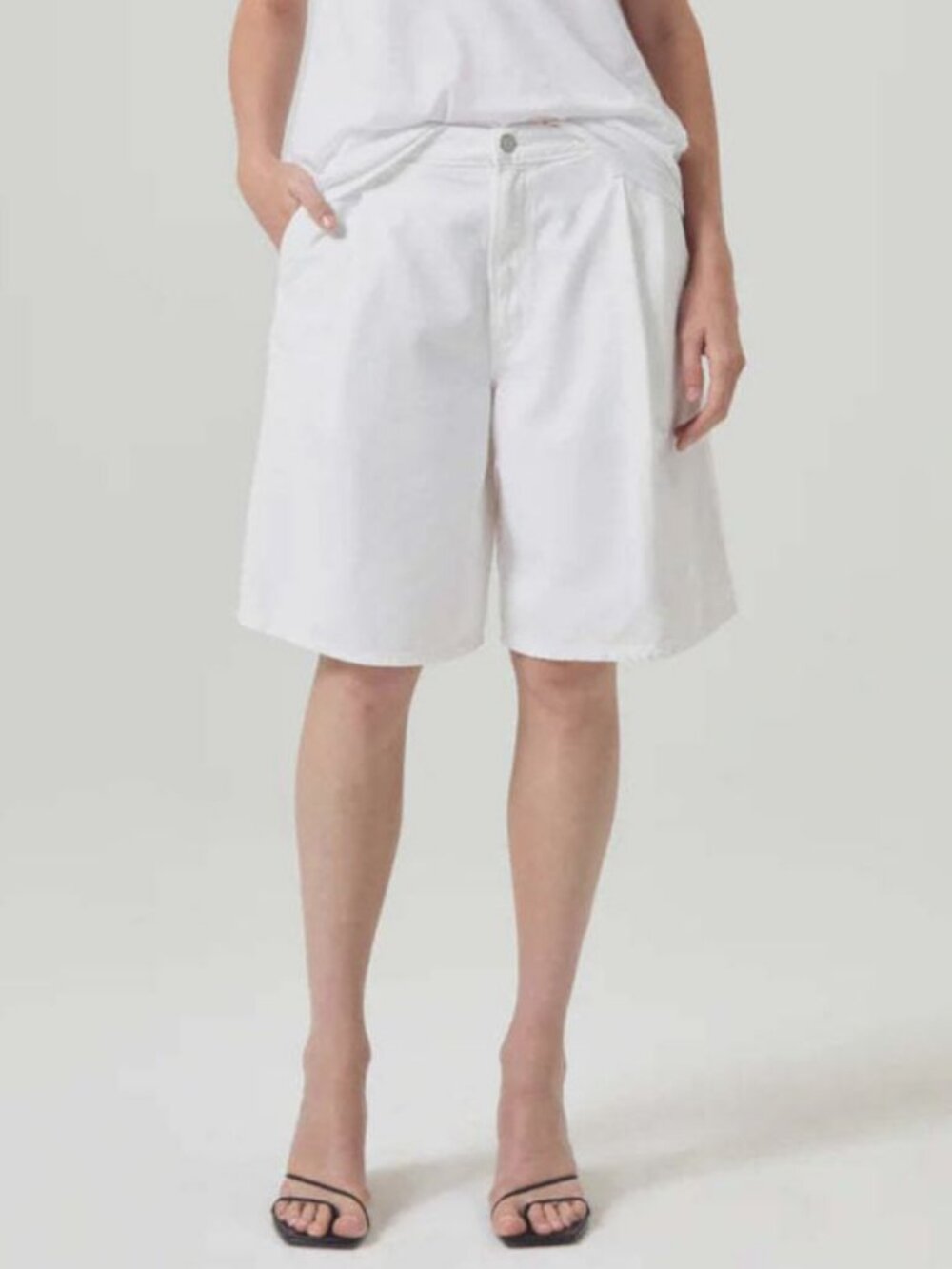 Agolde Women's White Ellis Trouser Shorts Size 26